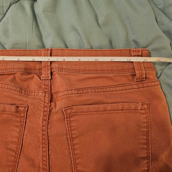 Time and Tru Mid-Rise Skinny. Size:6. - Picture 10 of 11